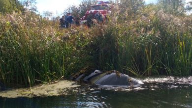 Фото - Под Липецком спасатели вытащили из реки Chevrolet Lanos с мертвым водителем